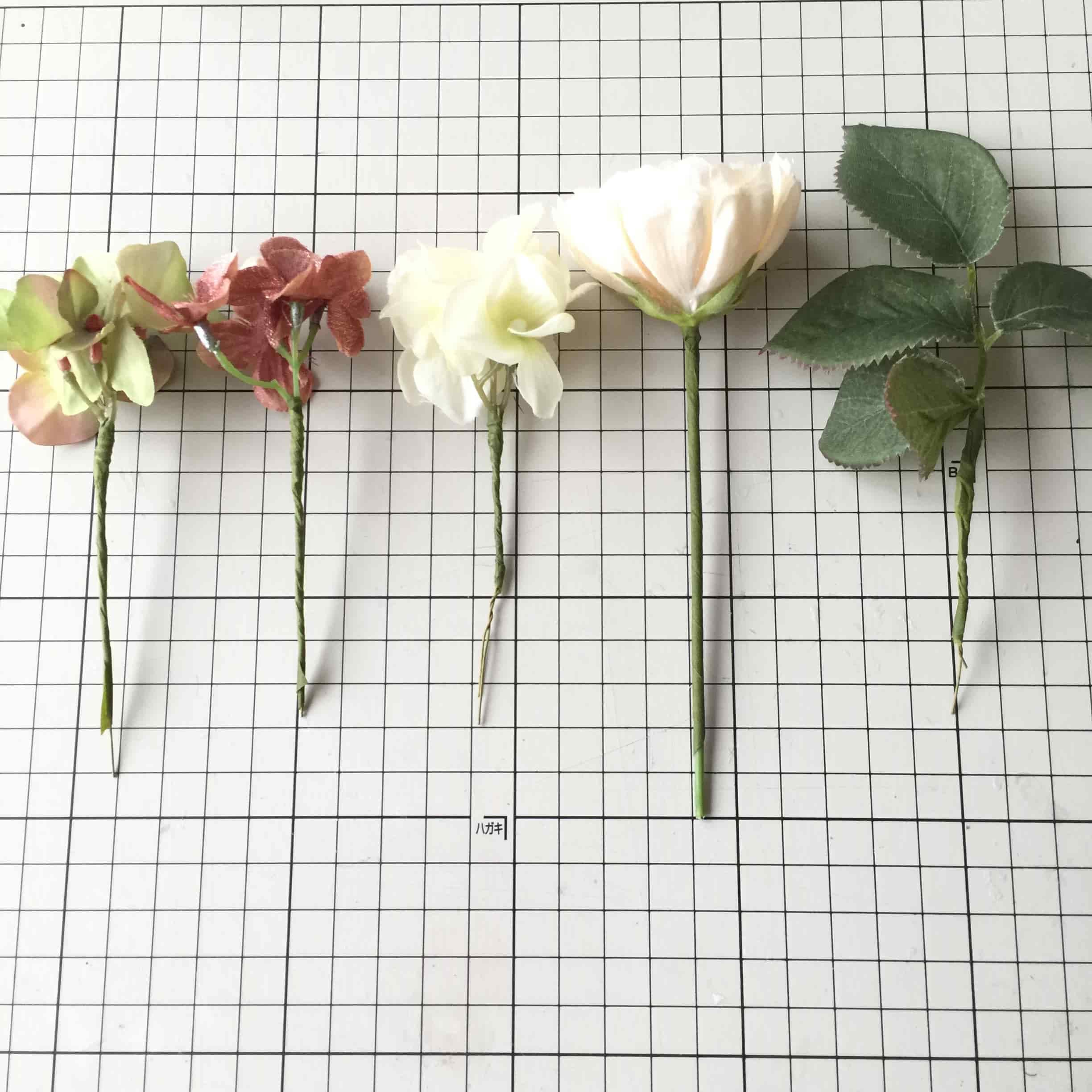 造花で簡単手作りコサージュの作り方 卒業式や入学式 結婚式 普段使いもできるよ こぐまやのせかい